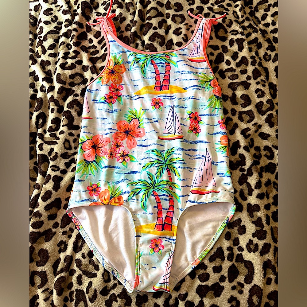 NWOT girl’s CAT & JACK one-piece swimsuit
